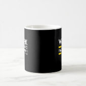 仕事は懸命だからほとんど働かない コーヒーマグカップ (中央)