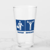 仕事は重要な重量挙げは重要である タンブラーグラス (正面)