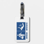 仕事は重要、スカイダイビングは重要 ラゲッジタグ (裏面縦)