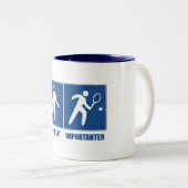 仕事は重要、テニスは重要 ツートーンマグカップ (正面右)