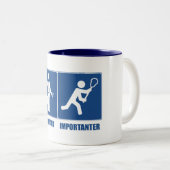 仕事は重要、ラクロスは重要 ツートーンマグカップ (正面右)