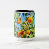 仕事中のミツバチ ツートーンマグカップ (中央)