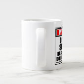 仕事警告中の保安官代理懸命が邪魔しない ジャンボコーヒーマグカップ (裏面)