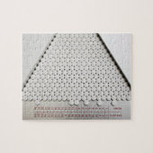 仕分けトレイ内のピルのクローズアップ ジグソーパズル (横)