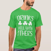 他の人とよく飲むSt patricks dayF Tシャツ (正面)