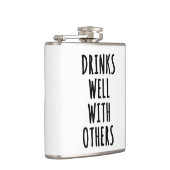 他の人と一緒によく飲む フラスク (右)