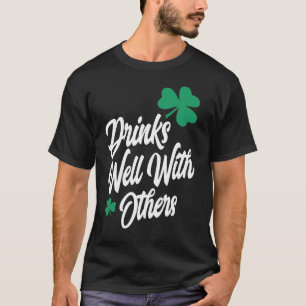 他の人と一緒によく飲む Tシャツ