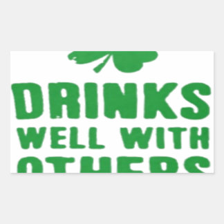 他の人と一緒によく飲むSt.パトリックのDay Tee 長方形シール