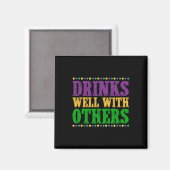 他の人と一緒に飲おもしろいむMardi Gras 2025 マグネット (正面/裏面)