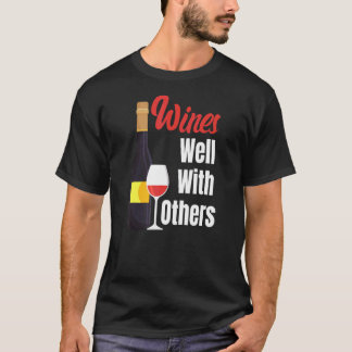 他の人と上手にワインを飲む Tシャツ