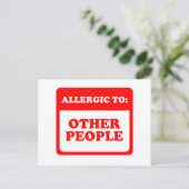 他の人にアレルギーがある ポストカード (スタンド正面)