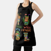 他の女性との飲み物ティキハワイハワイアン エプロン (インサイチュ)