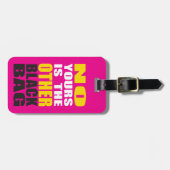 他の黒いバッグの荷物のラベルを飾って下さい ラゲッジタグ (正面横)