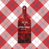 他を持ち上げて上昇するガラスの切断ボード赤 カッティングボード