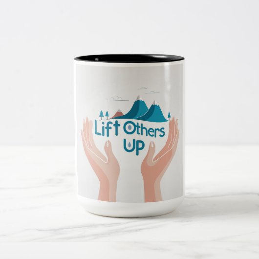 他を持ち上げる ツートーンマグカップ (中央)