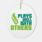 他遊人と共に良い – Tuba セラミックオーナメント (左)