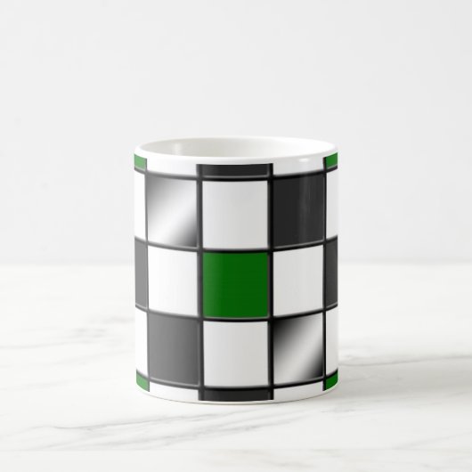 代わりとなる緑のチェック模様のマグ コーヒーマグカップ (中央)