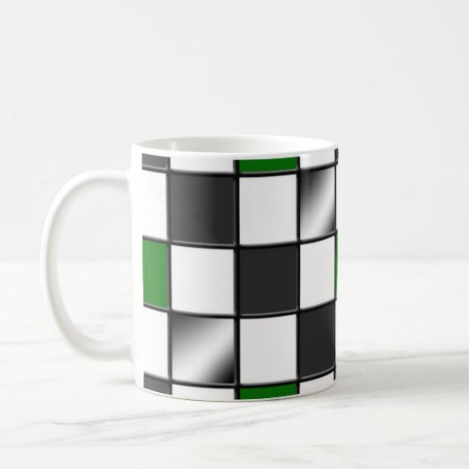 代わりとなる緑のチェック模様のマグ コーヒーマグカップ (左)