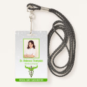 代替メディカルカドゥセウス葉緑色ID バッジ (正面ランヤード)