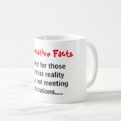 代替事実対現実 コーヒーマグカップ (正面右)