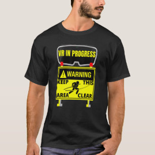 仮想現実が進行中VrゲームのミッションQue Tシャツ