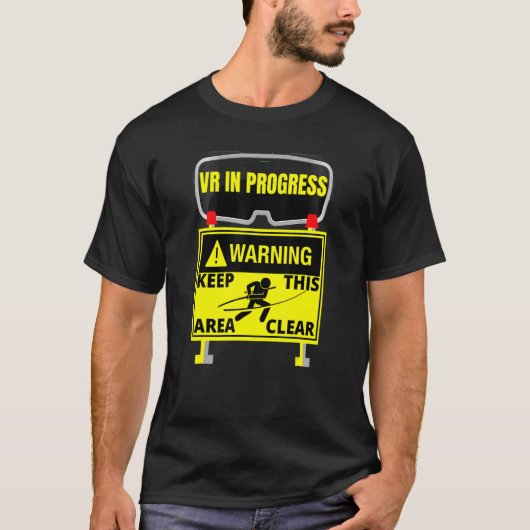仮想現実が進行中VrゲームのミッションQue Tシャツ (正面)