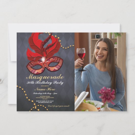 仮装バースデーパーティー金ゴールド赤いマスクフォト 招待状 (正面)