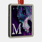 仮面舞踏会のマスクの衣裳のモノグラムのイニシャルのオーナメント メタルオーナメント (右)