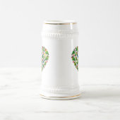 仲の良い恋人同士のハート ビールジョッキ (中央)