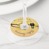 仲の良い恋人同士第50の金記念日 ワイングラスタグ (クローズアップ)