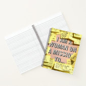 任務に就いたやる気を起こさせる女性 ノートブック (内部)