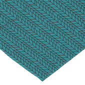 任意のカスタム色と黒のヘリンボーンパターン ショートテーブルランナー (コーナー)