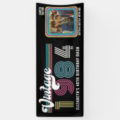 任意のパーソナライズされた年齢のヴィンテージフォト誕生日クール 横断幕 (縦)