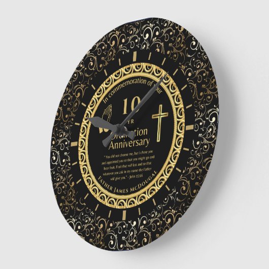 任意の叙勲記念日の司祭パーソナライズされた ラージ壁時計 (傾斜)
