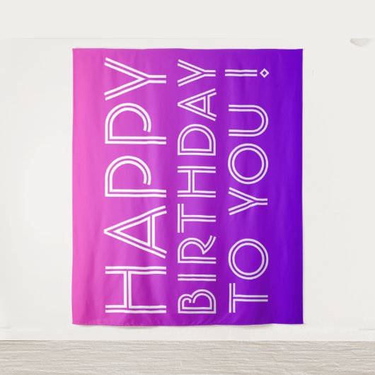 任意の名前の編集可能ハッピーバースデーピンク紫グラデーション タペストリー (正面)