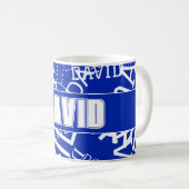 任意の名前、名前のコラージュを追加する青と白 コーヒーマグカップ (正面右)