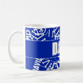 任意の名前、名前のコラージュを追加する青と白 コーヒーマグカップ (左)