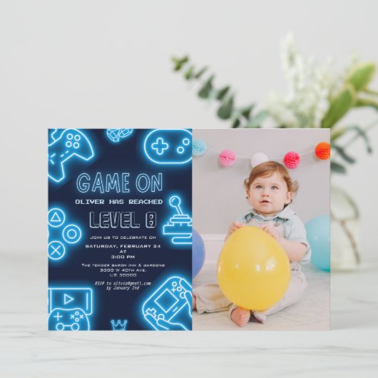 任意の年のビデオゲーム写真の誕生日 招待状 (スタンド正面)