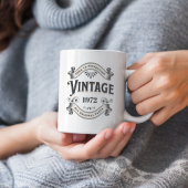 任意の年のヴィンテージ誕生日 ツートーンマグカップ