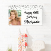 任意の年の誕生日シルバー紙吹雪ブラシスクリプト 横断幕 (インサイチュ)