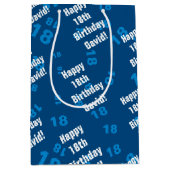 任意の年齢と名前のパーソナライズされたハッピーバースデー ミディアムペーパーバッグ (正面)