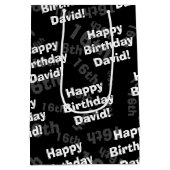 任意の年齢と名前のパーソナライズされたハッピーバースデー ミディアムペーパーバッグ (裏面)