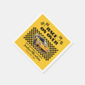 任意の年齢の上でレース誕生日イエロースポーツカー スタンダードカクテルナプキン (角)