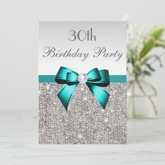 任意の年齢の誕生日パーティシルバーシークイン深いティール(緑がかった色)ボウ 招待状 (スタンド正面)