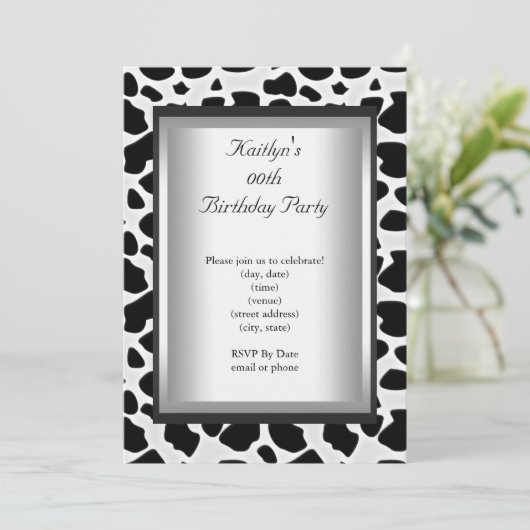任意の年齢パーティー誕生日白黒牛獣皮 招待状 (スタンド正面)
