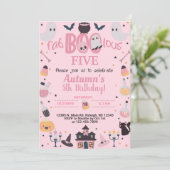 任意の年齢ファブーブー愛ハロウィーンの女の子ピンクの招待状。 招待状 (スタンド正面)