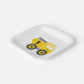 任意の年齢誕生日キッズイエローダンプトラックボーイ ペーパープレート (傾斜あり)