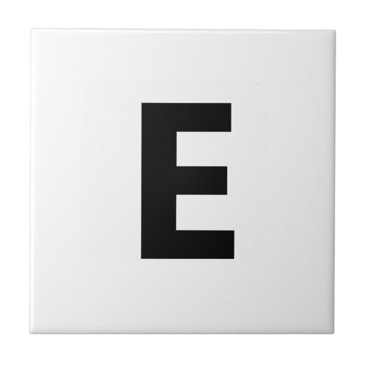 任意の文字を選択 | フォント: Open Sanコンデンスドはっきりした タイル (正面)