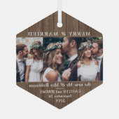 任意の文字メリー3写真結婚したと素朴Woodフェイク ガラスオーナメント (裏面)
