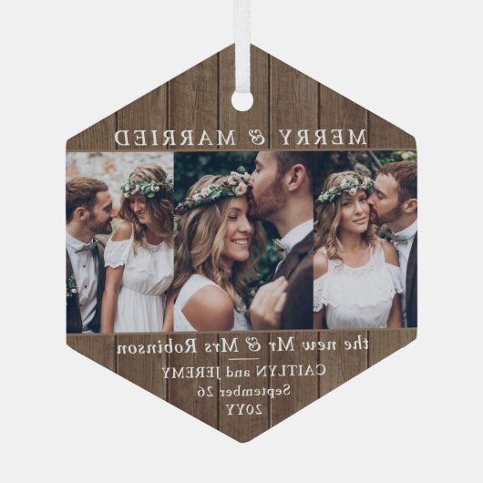 任意の文字メリー3写真結婚したと素朴Woodフェイク ガラスオーナメント (裏面)